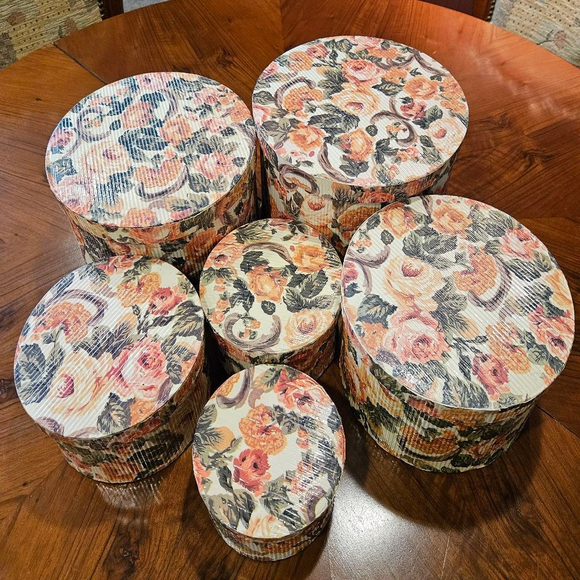 Vintage set of 6 nesting boxes roses corrugated sturdy unused condition